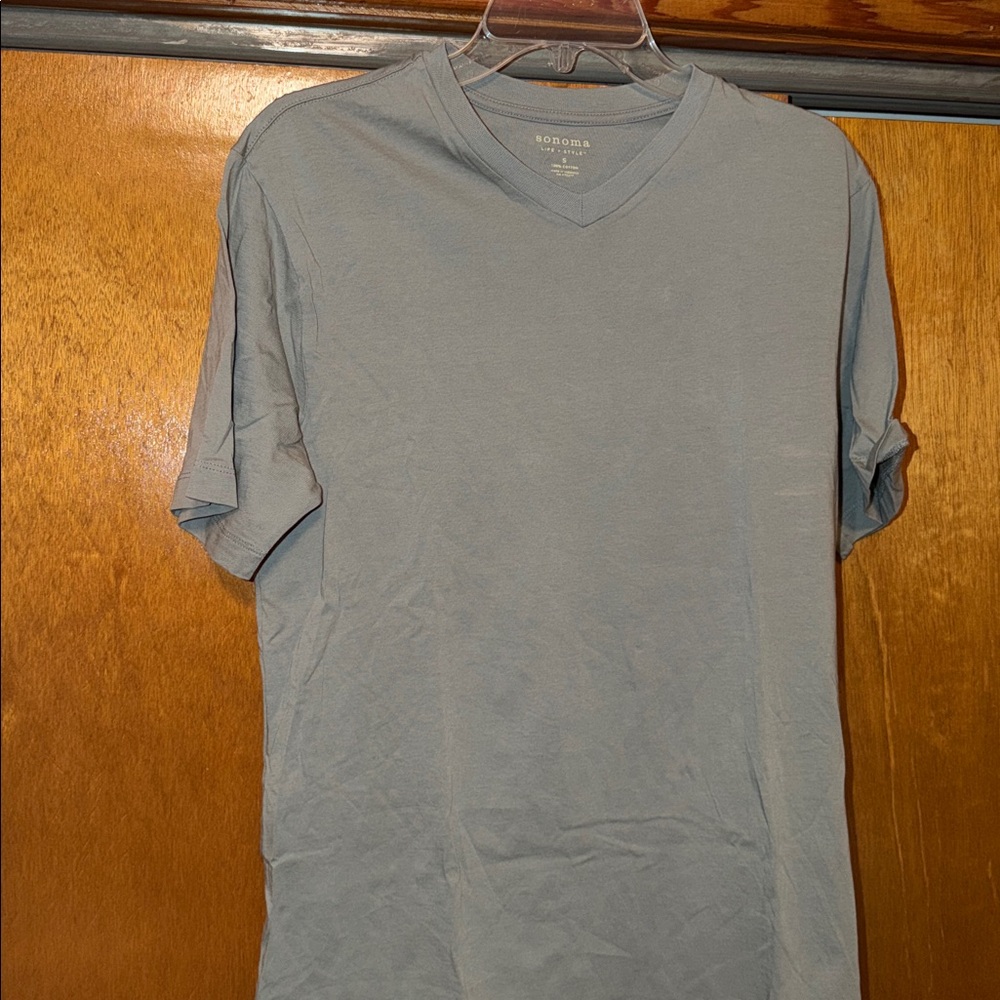 Sonoma Men’s S Gray V-Neck Tee